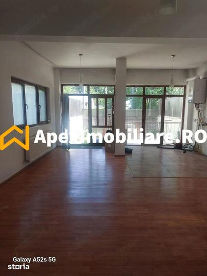 Casă cu 5 camere cu Teren 300 Mp în Bucureștii Noi
