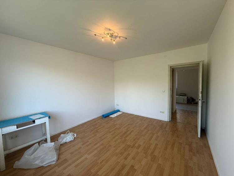 Apartament cu 2 camere circular în Progresul