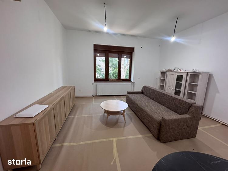 Apartament cu 2 camere în Sub Arini