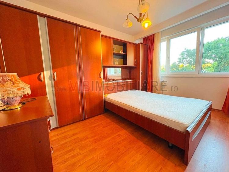 Apartament cu 2 camere decomandat în Pajura