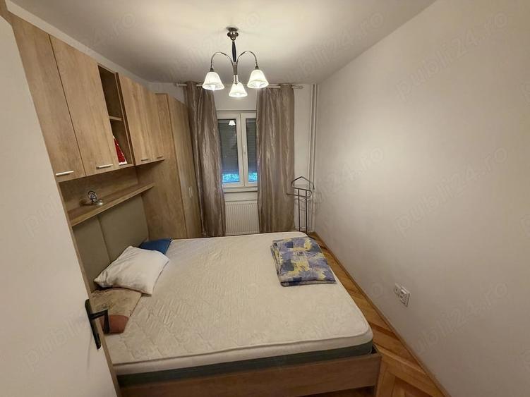 Apartament cu 3 camere semidecomandat în Exterior Vest