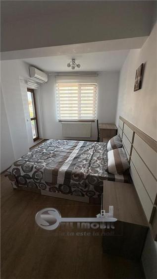 Apartament cu 2 camere semidecomandat, mobilat în Central