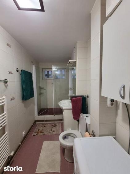 Apartament cu 3 camere semidecomandat în Mărăști
