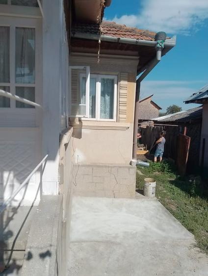 Casă cu 3 camere cu Teren 789 Mp în Central