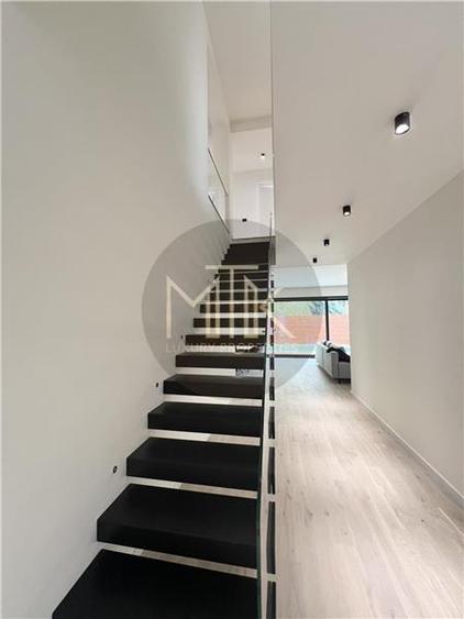 Casă individuală cu 5 camere cu Piscina în Pipera