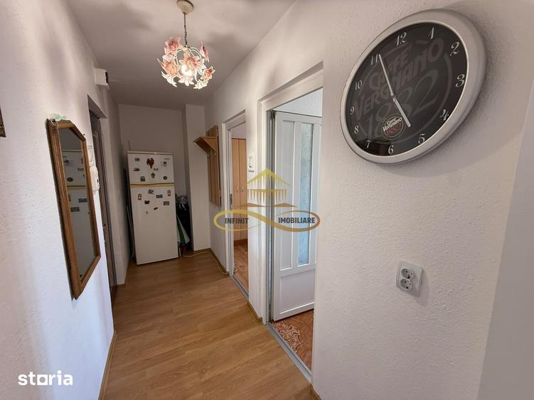 Apartament 3 camere de vanzare in Bacau - 12