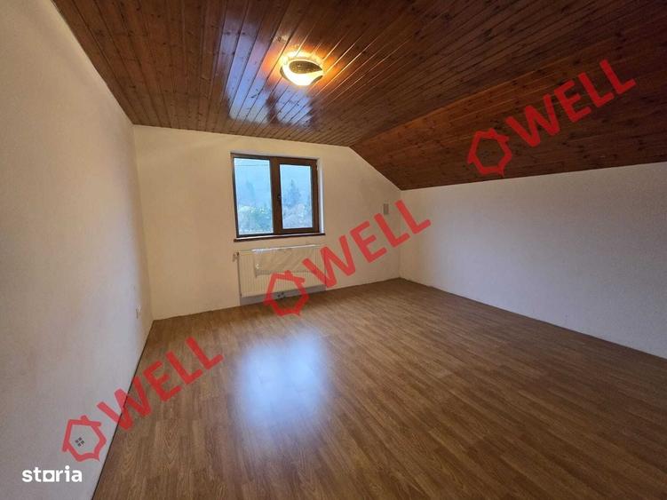 Casă cu 4 camere în Teliu