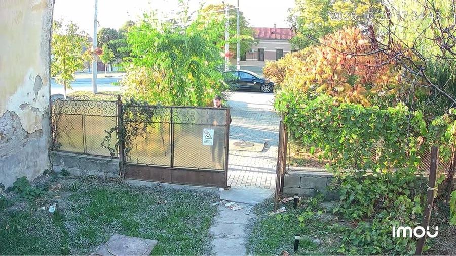 Casă cu 3 camere cu Teren 741 Mp în Central