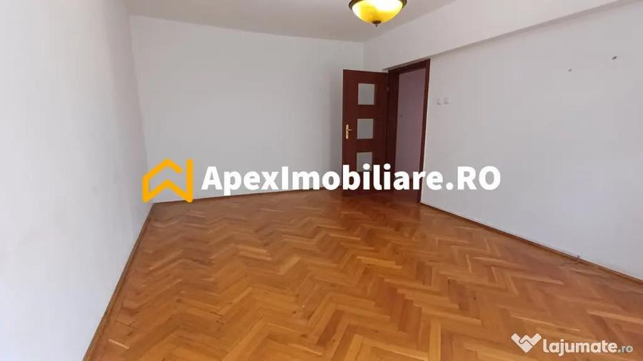 Apartament 4 camere de vanzare Unirii Parcare Privata / Gara - 15