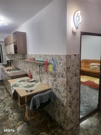 Garsonieră decomandată în Gării