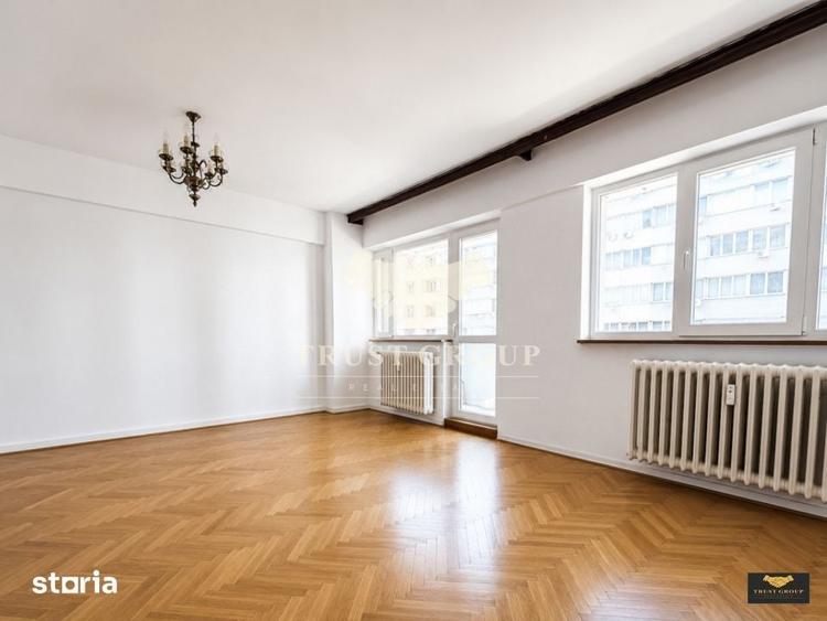 Apartament cu 4 camere semidecomandat în Dorobanți
