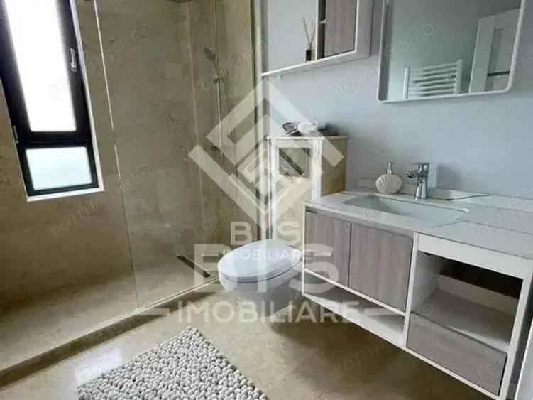 Apartament cu 3 camere decomandat în Nord