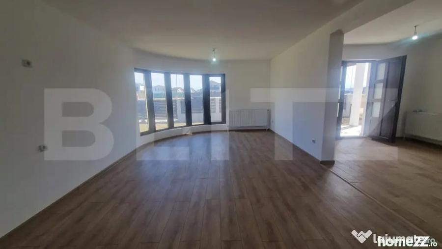 Casă cu 4 camere cu Teren 520 Mp în Bod