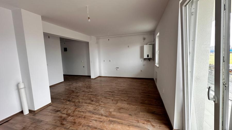Apartament cu 2 camere decomandat în Șelimbăr — fotografia 2