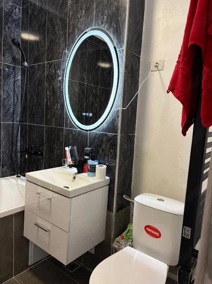 Apartament cu 2 camere decomandat în Central