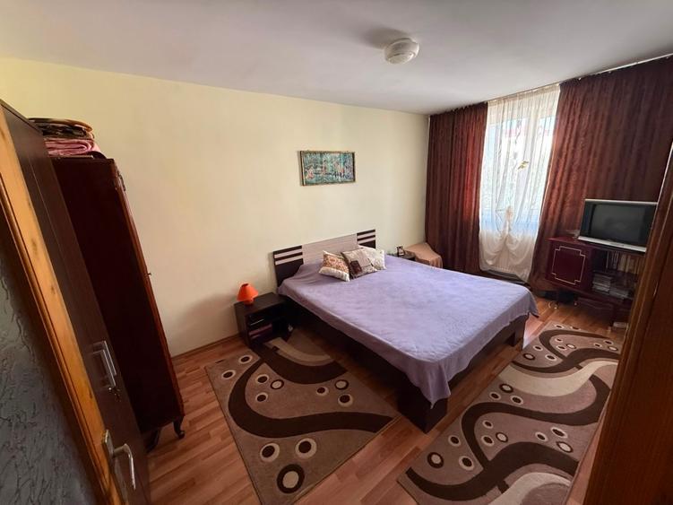Apartament cu 2 camere decomandat în Calea Romanului