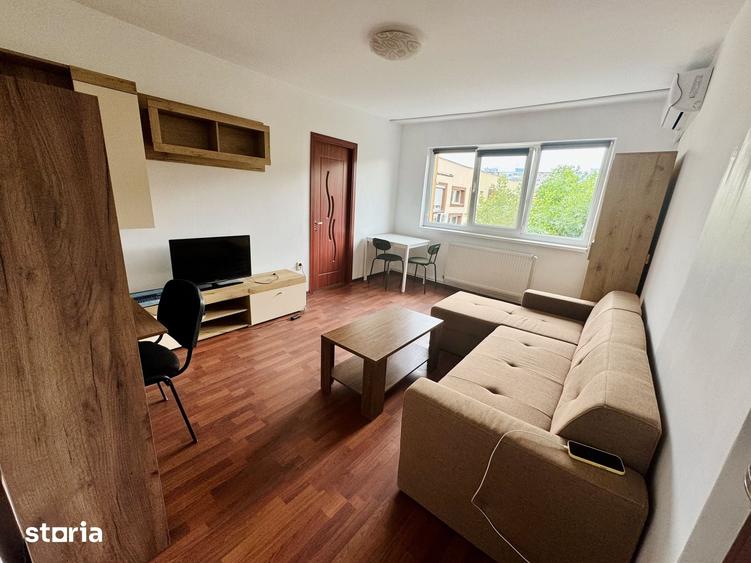 Inchiriez apartament cu 2 camere - 1