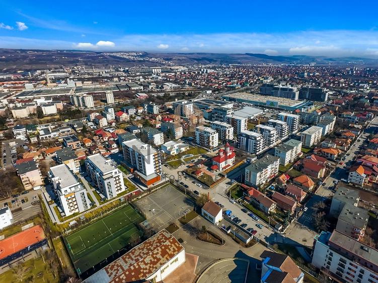 Apartament cu 2 camere semidecomandat în Între Lacuri