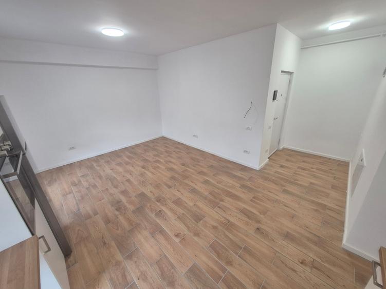 Apartament cu 2 camere decomandat în Soarelui