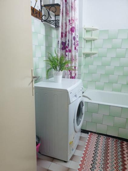 Apartament cu 2 camere decomandat în Lazaret
