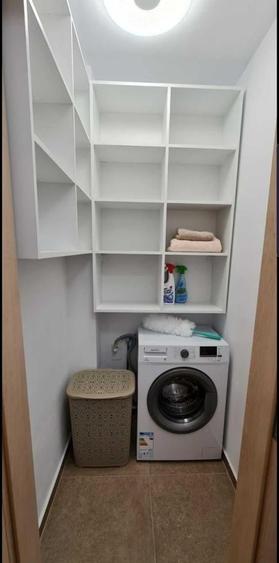 Apartament cu 2 camere decomandat, mobilat în Tractorul
