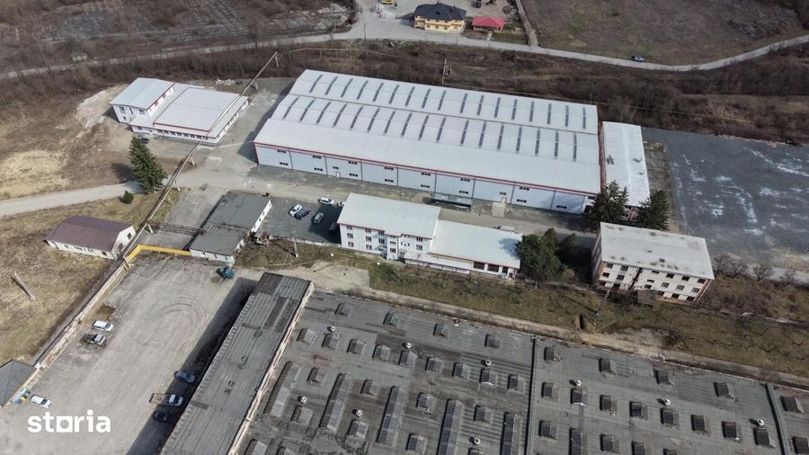 Spațiu comercial, de 6,857 mp, în Cristian