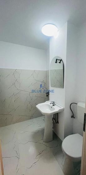 Apartament cu 4 camere decomandat în Tineretului