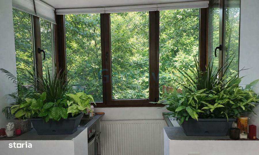 Apartament cu 2 camere decomandat, mobilat în Rogerius