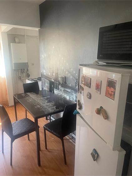 Apartament cu 4 camere decomandat în Ultracentral