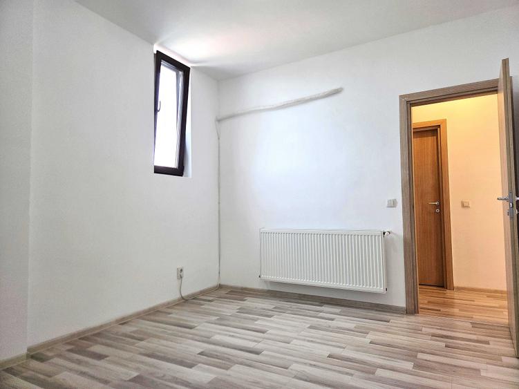 Apartament cu 3 camere decomandat în Gorjului