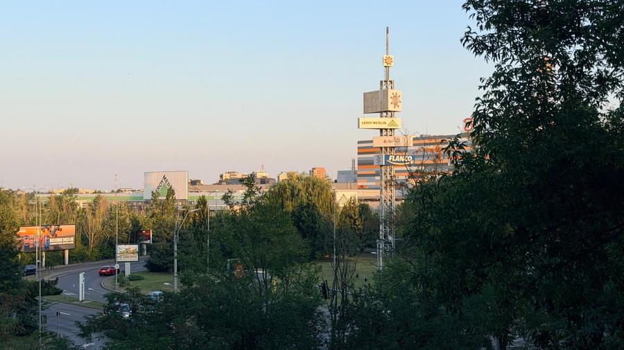 Garsonieră decomandată, mobilată în Văcăresti
