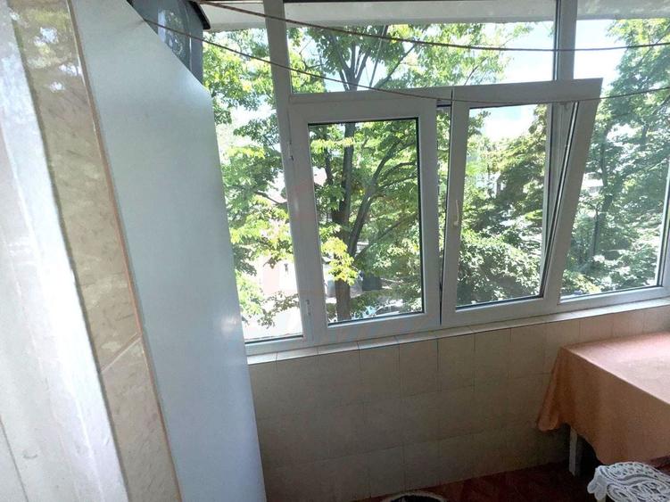 Apartament cu 2 camere semidecomandat, mobilat în Micro 19