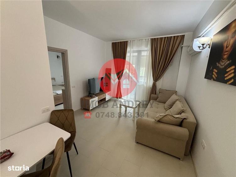 Apartament cu 2 camere decomandat în Peco