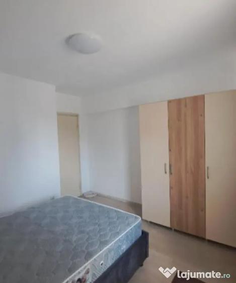 Apartament cu 2 camere decomandat, mobilat în B-dul București