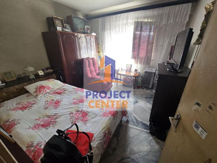 Apartament cu 4 camere decomandat în Ultracentral