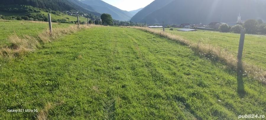 Teren de 5000 mp, în Gura Râului