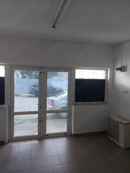 Spațiu comercial, de 55 mp, în Drăgășani