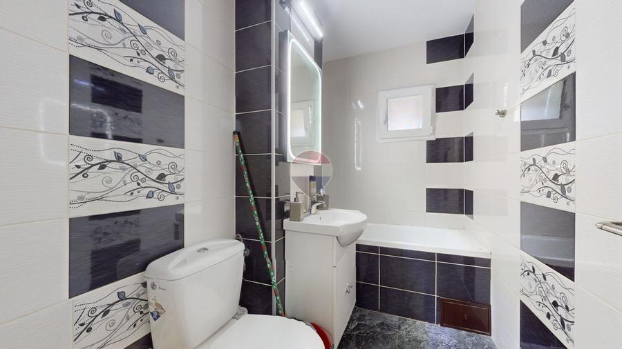 Apartament cu 3 camere decomandat, mobilat în Bartolomeu