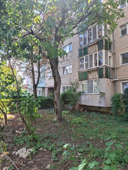 Garsonieră semidecomandată în Girocului