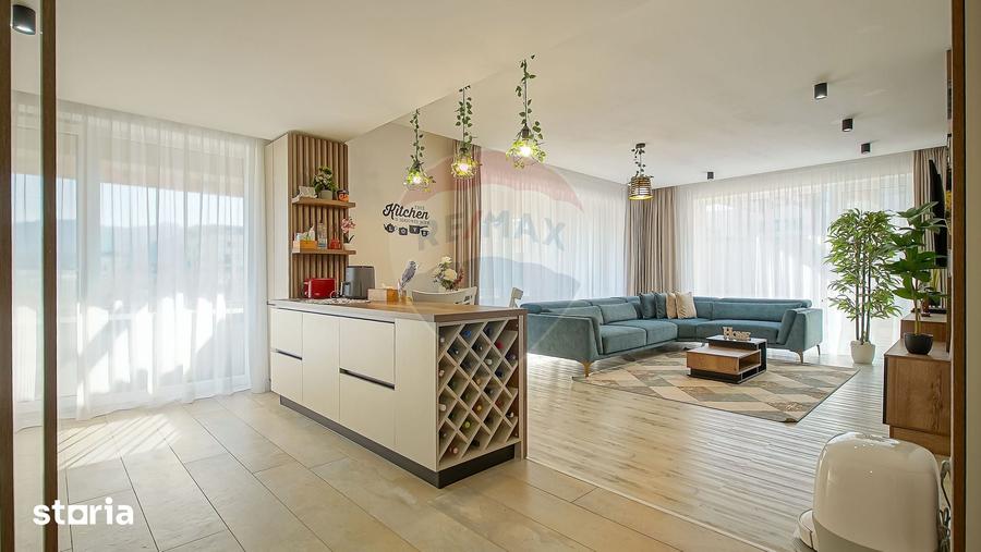 Apartament cu 4 camere în Tractorul