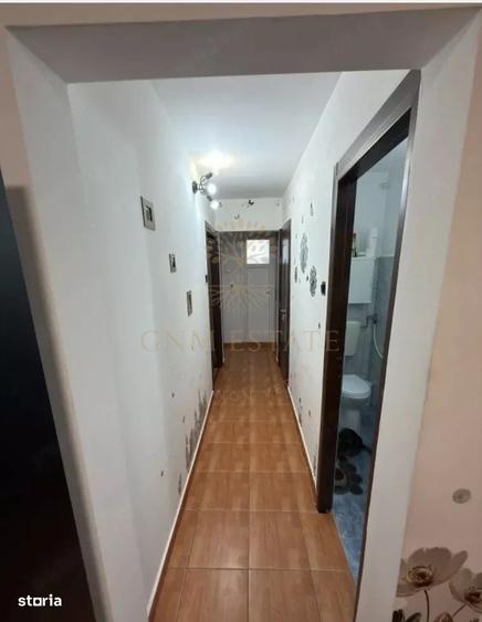Apartament cu 3 camere decomandat în Central