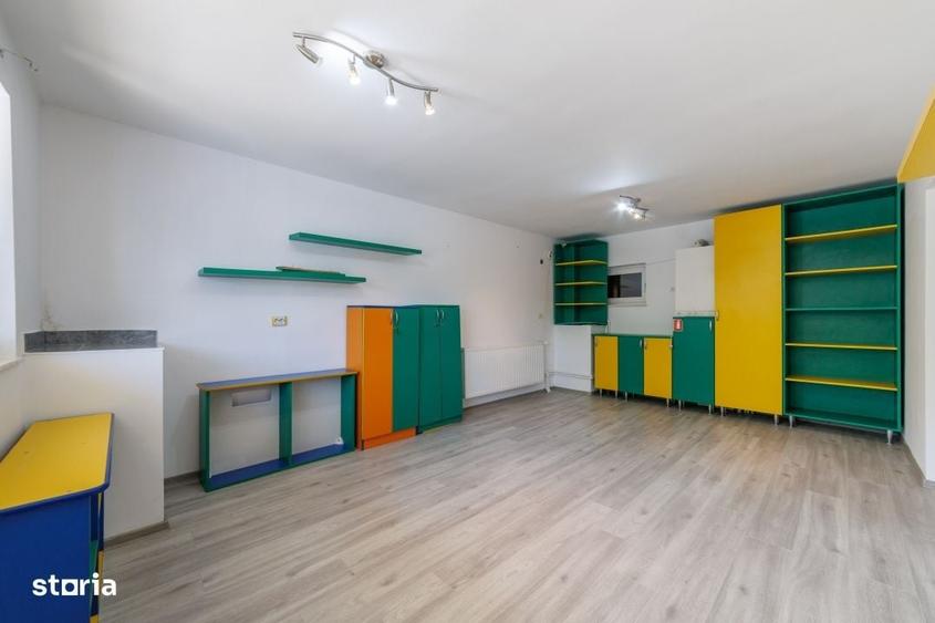 Casă cu 4 camere în Central