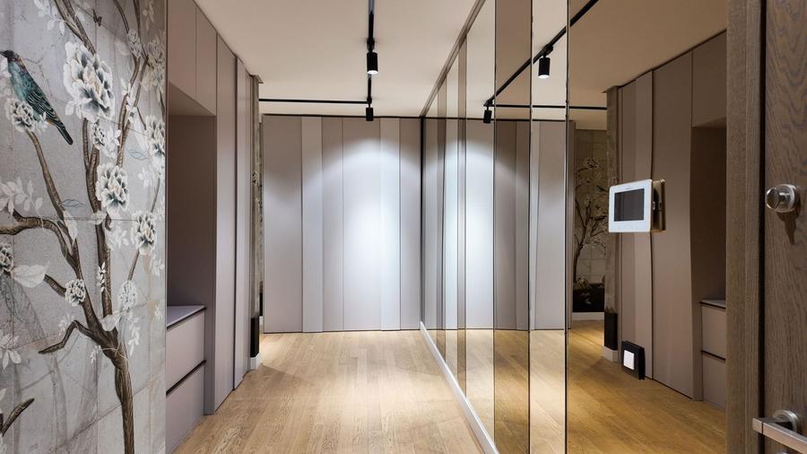 Apartament cu 5 camere decomandat, mobilat în Floreasca