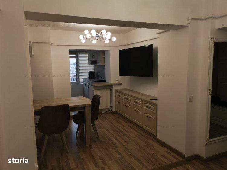 Apartament cu 3 camere, mobilat în Central
