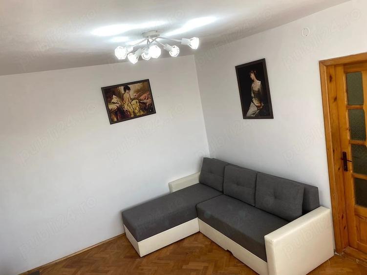 Apartament cu 2 camere semidecomandat în Complex Studențesc