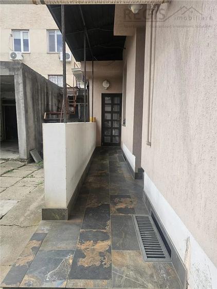 Casă cu 3 camere cu Teren 200 Mp în Brașovul Vechi