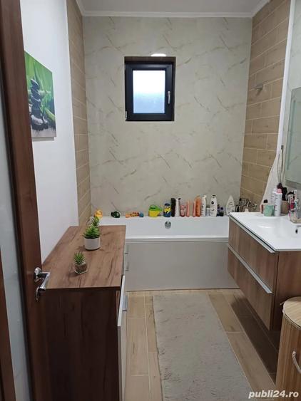 Casă cu 4 camere cu Teren 350 Mp în Oncea