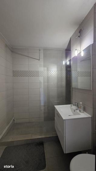 Apartament cu 3 camere decomandat în Ultracentral