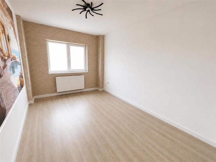 Apartament cu 3 camere decomandat în Mihai Viteazul