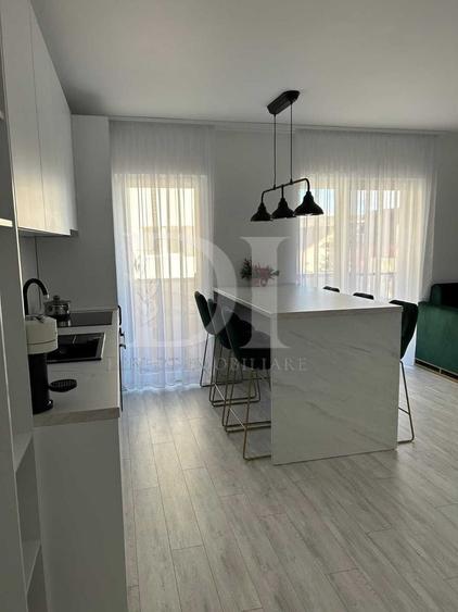Apartament cu 3 camere semidecomandat, mobilat în Apahida
